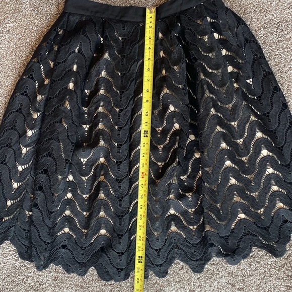 HYPR Black Lace & Cream Underlay Midi Circle Skirt, Women’s L, 96369 - Picture 7 of 16